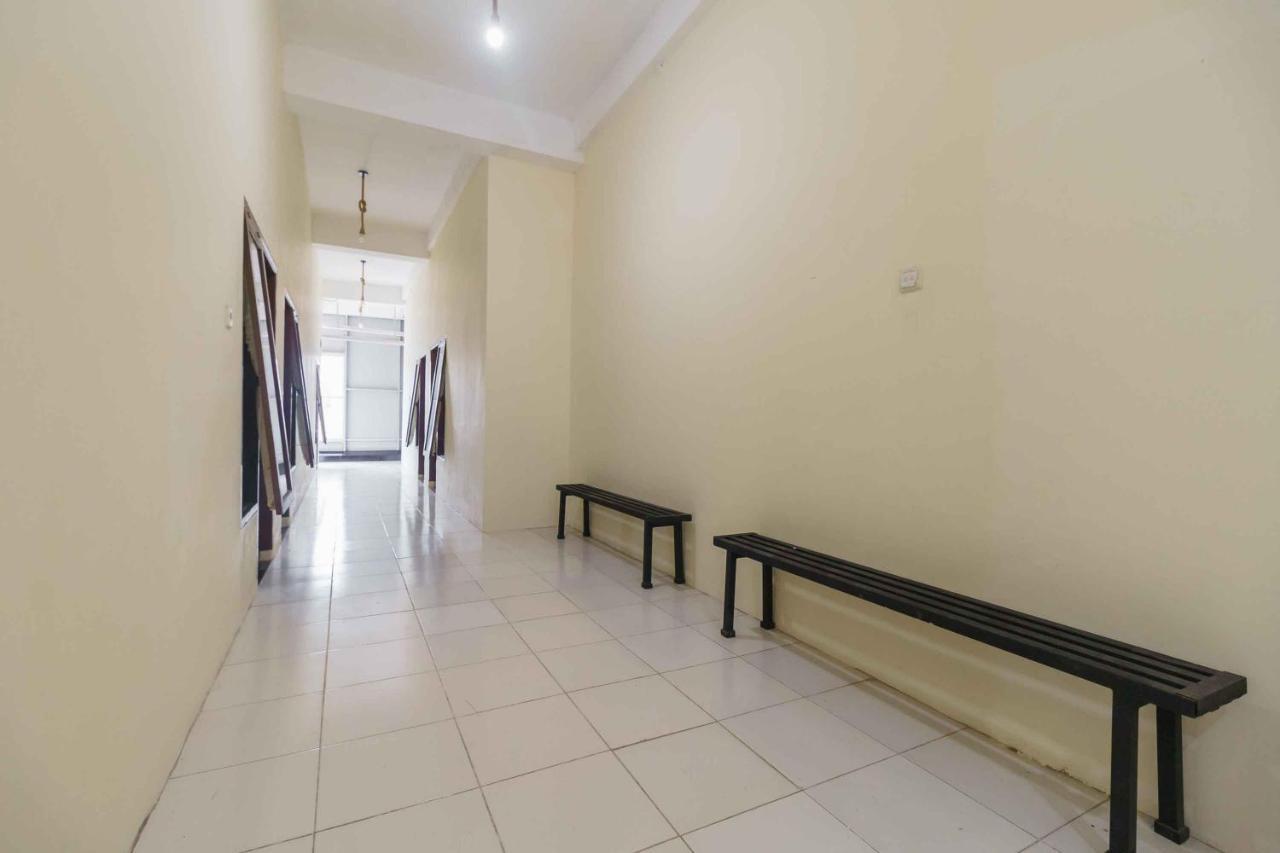 Reddoorz Syariah Near Lubang Jepang Bukittinggi Exterior foto